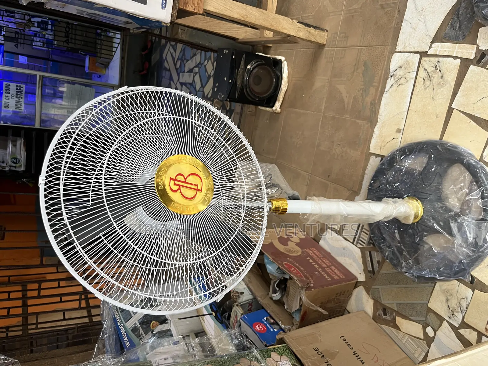 18” Original Bb White Standing Fan