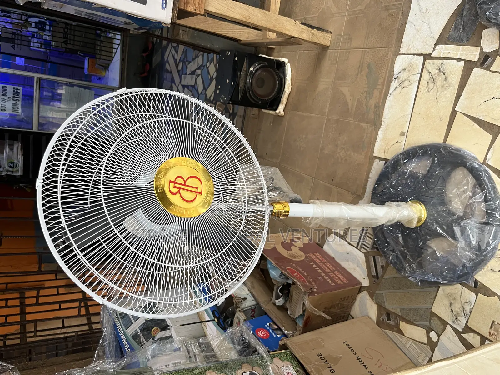 18” Original Bb White Standing Fan