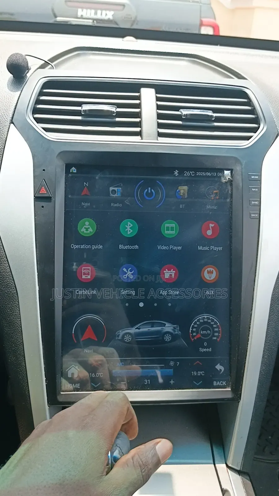 Ford Explorer Tesla Screen