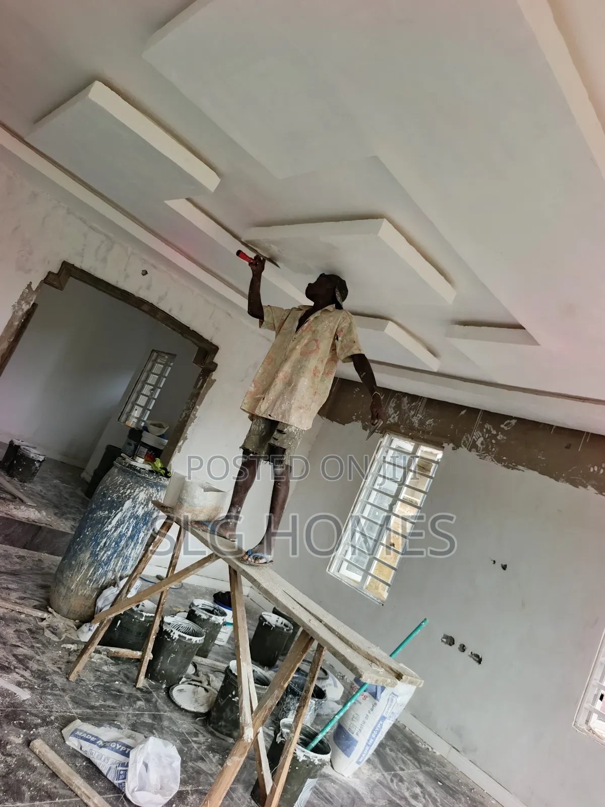 White Screeding / Wall Skimming
