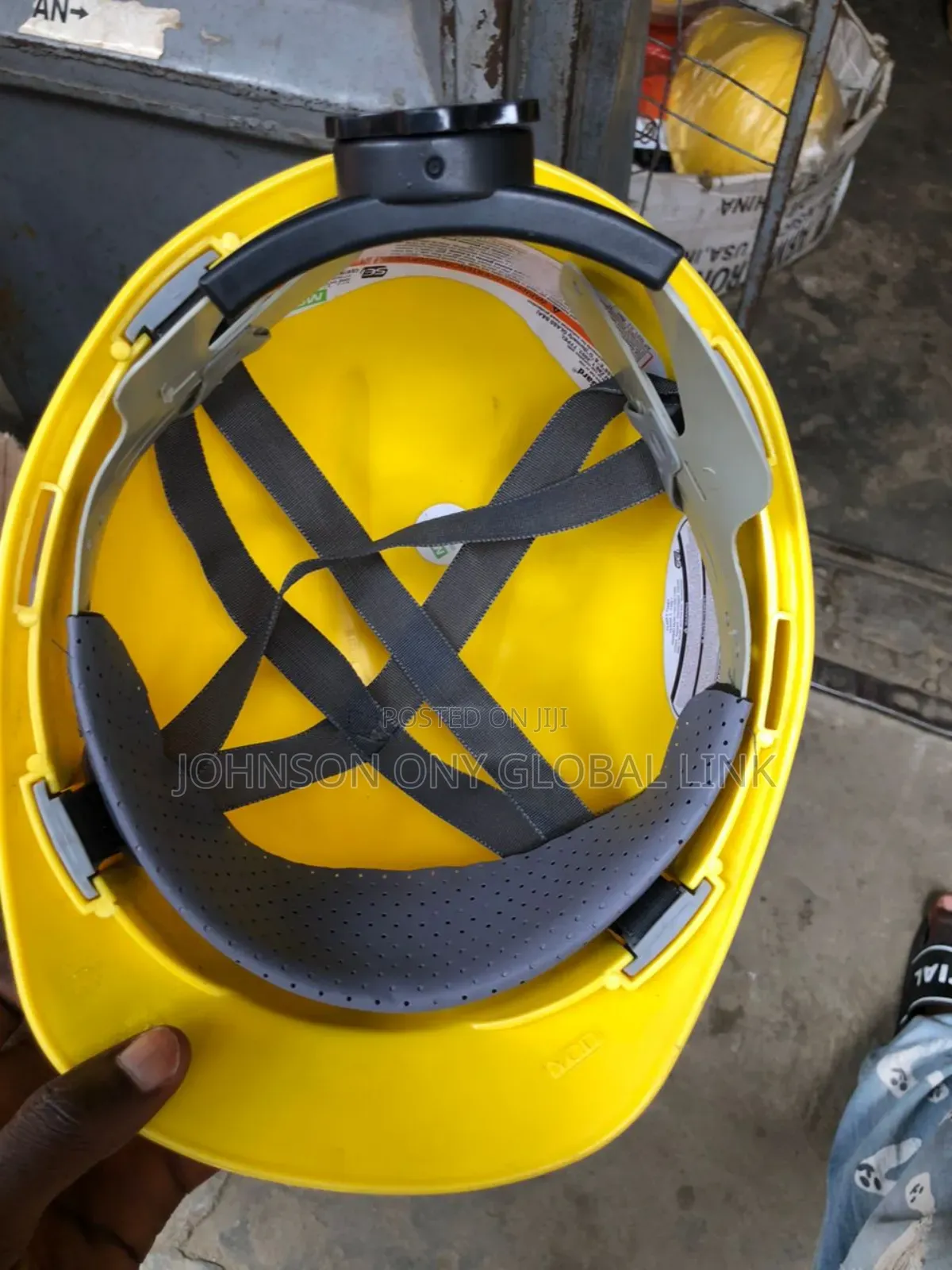(Msa) Safety Helmet