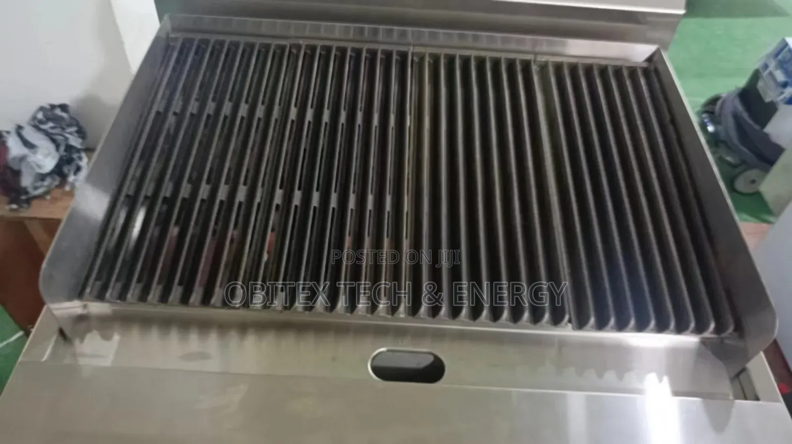 Table Top Gas Lava Rock Grill – Stainless Steel