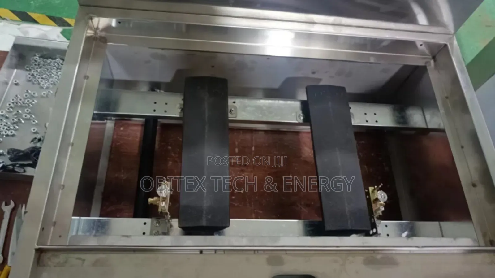 Table Top Gas Lava Rock Grill – Stainless Steel