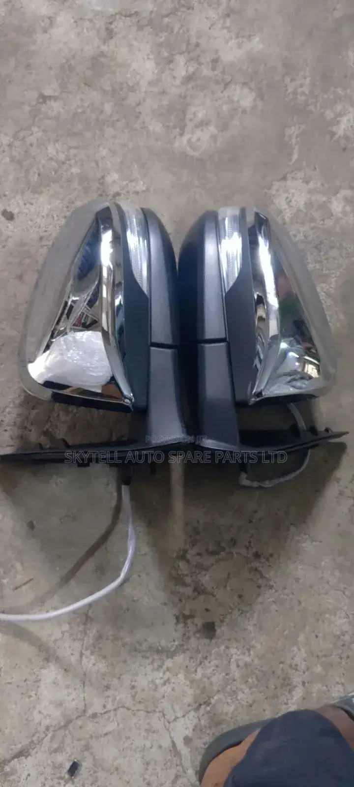Set Of Side Mirror For Toyota Hilux 2020