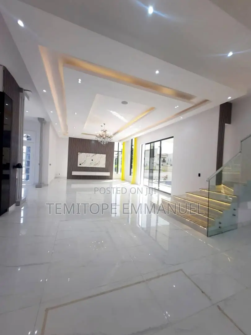 Furnished 5bdrm Duplex in Osapa london for sale