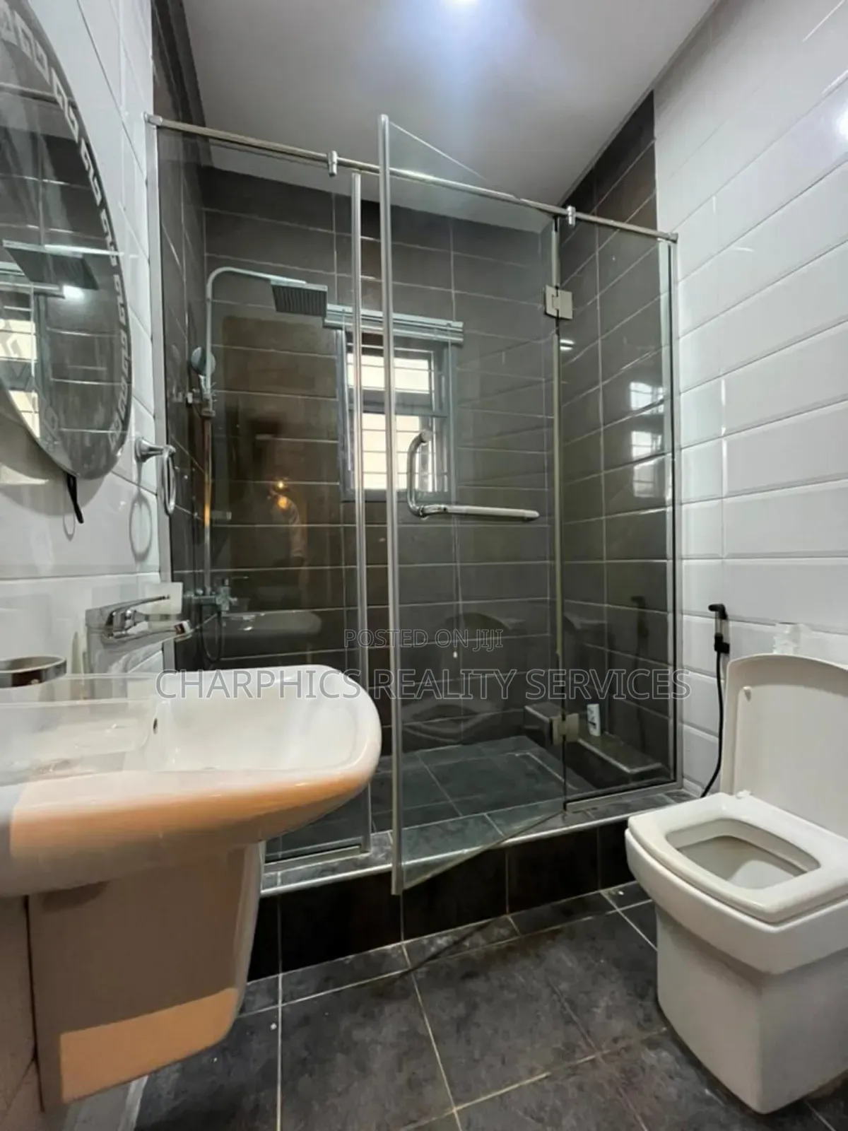 Furnished 4bdrm Duplex in Lekki Phase 1 for rent