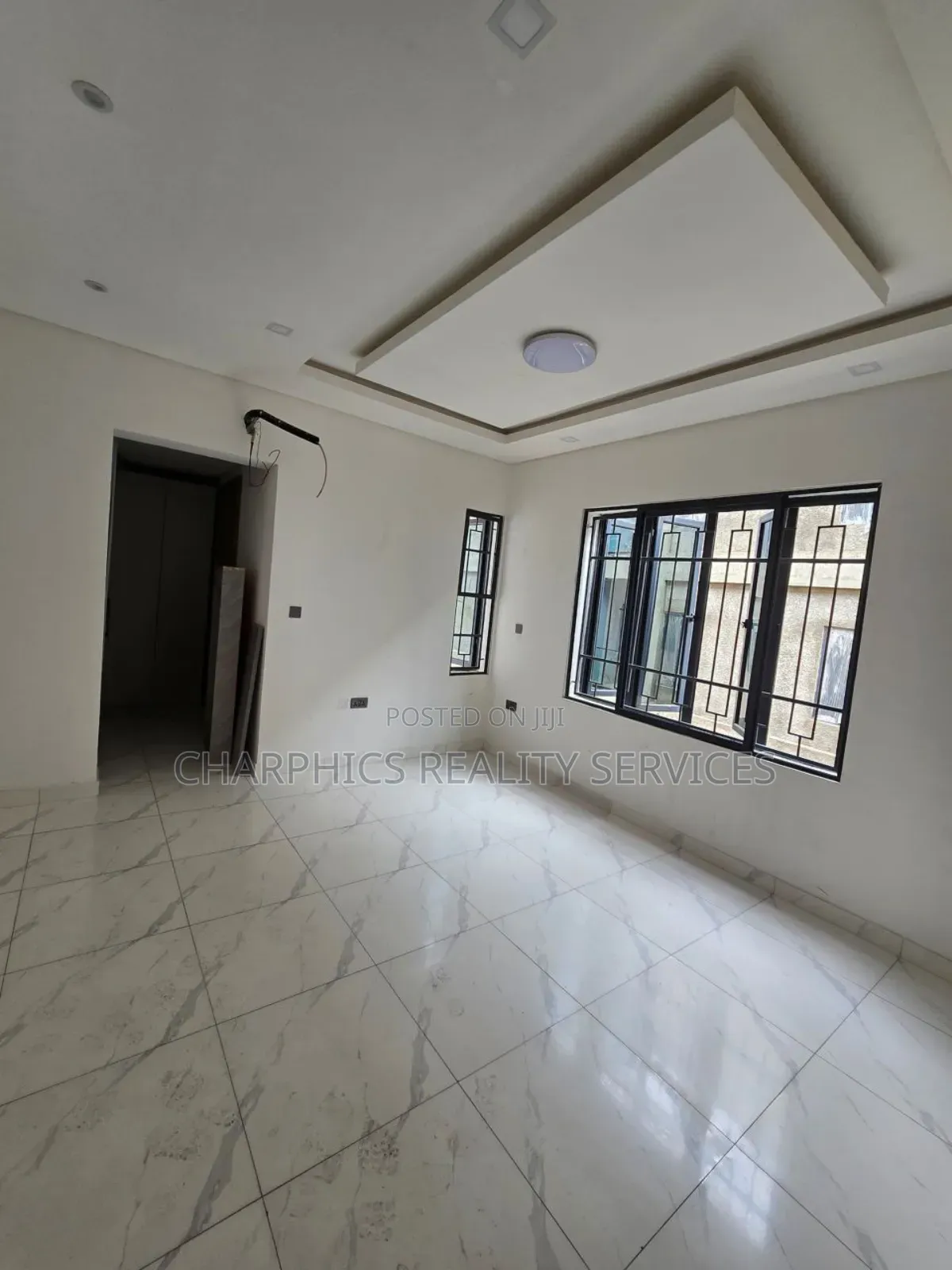 4bdrm Duplex in Ogudu GRA for sale