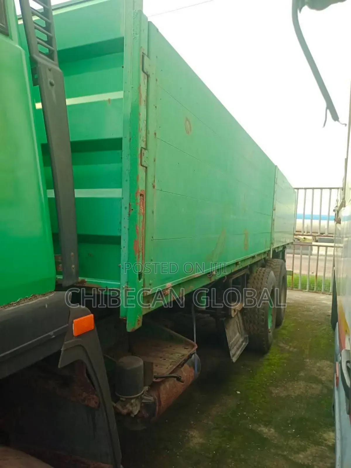 Steyr Tipper Truck 10 Tyres 1998 Green