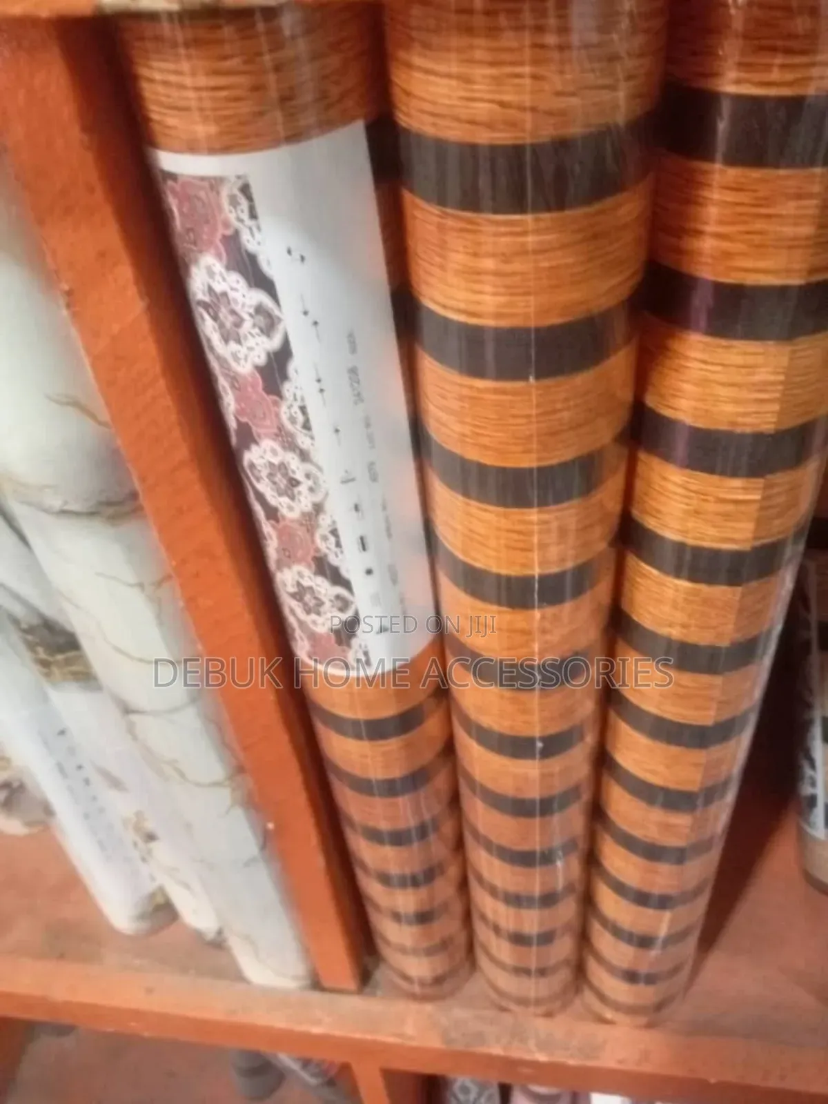 Brown Fluted Wallpaper Design