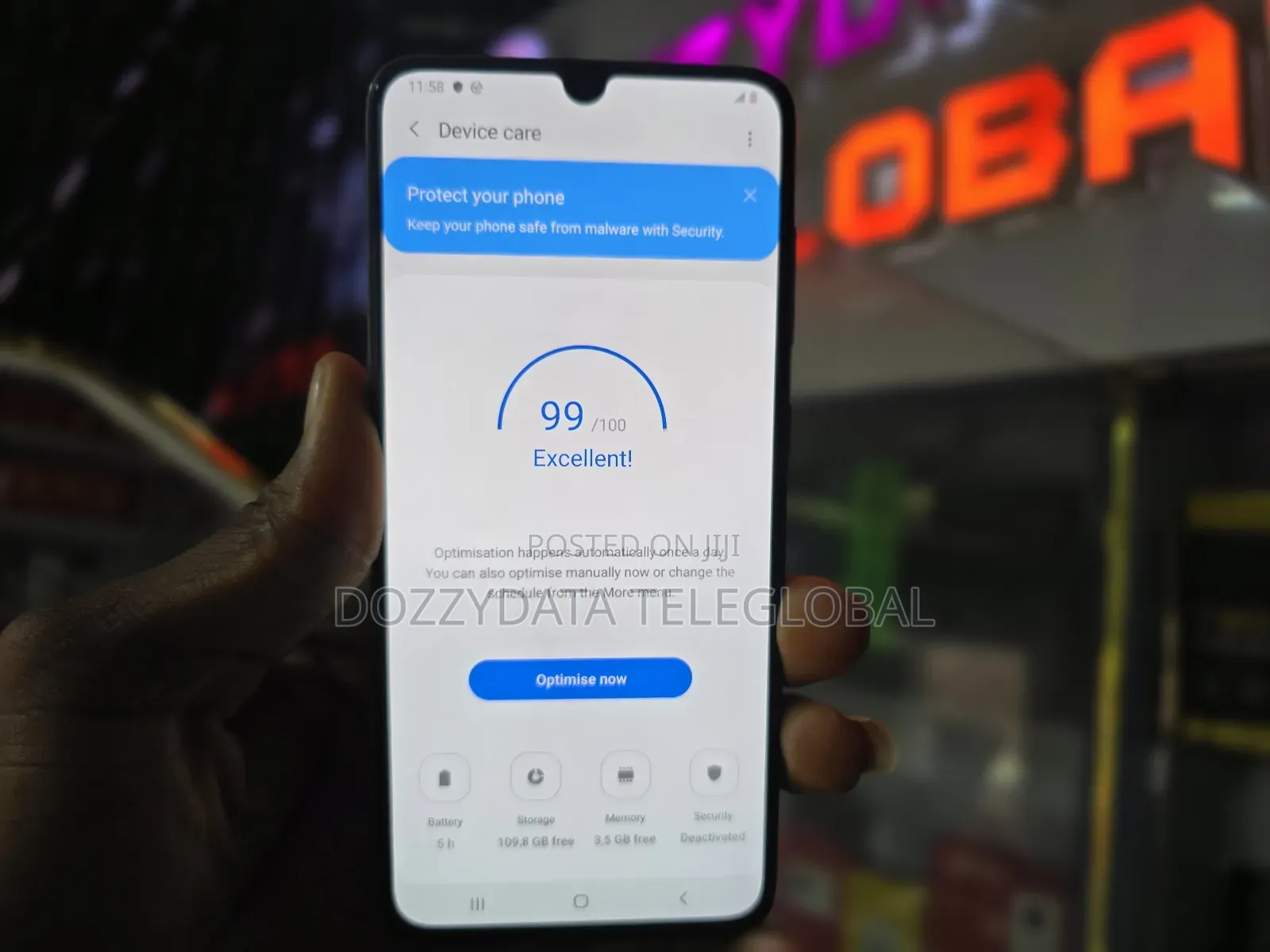 Samsung Galaxy A70 128 GB White