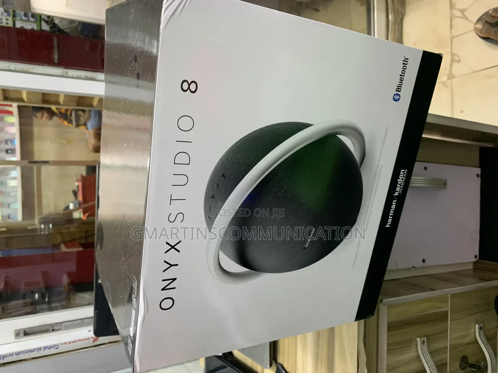 Onyx Studio 8