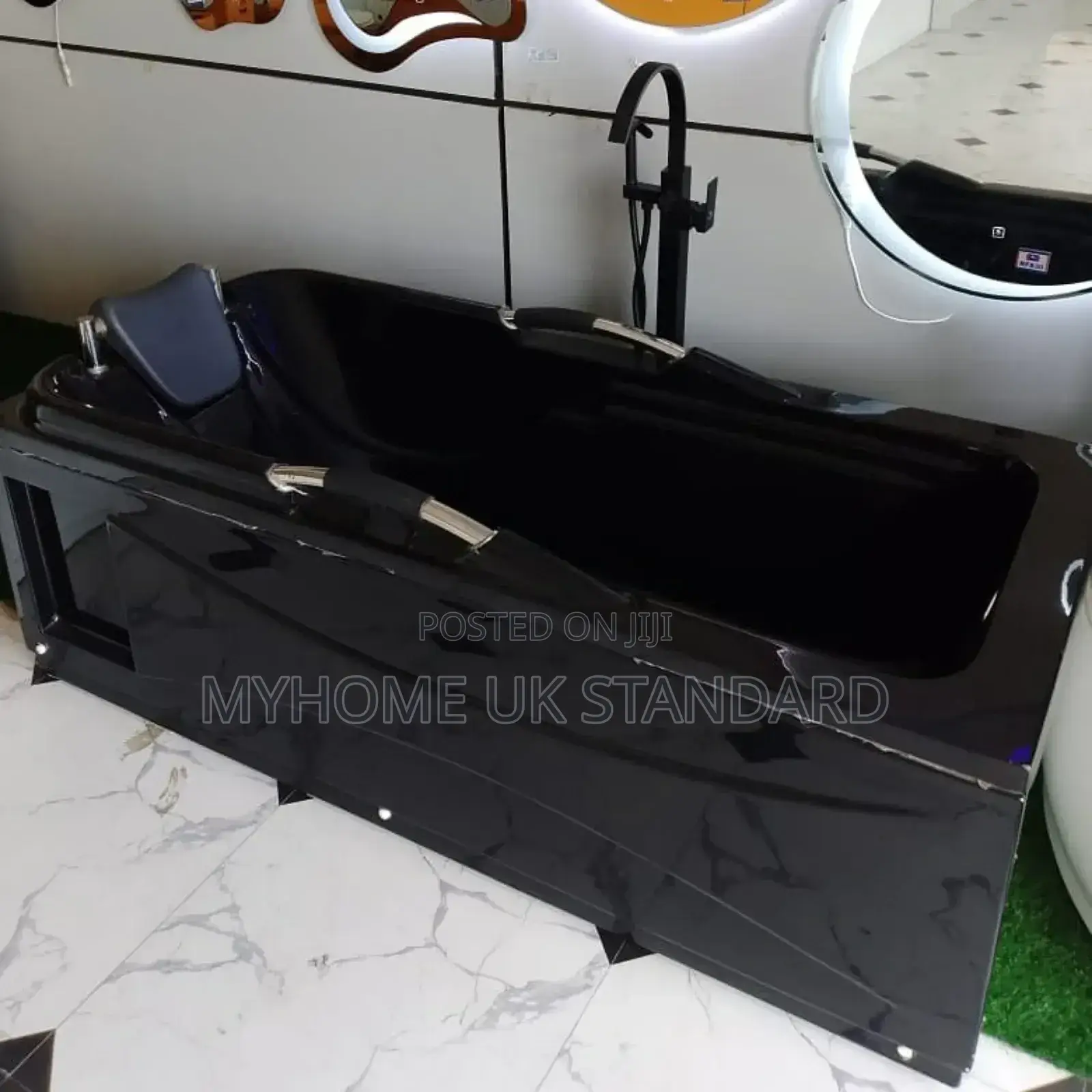 Luxury England Bathtub Black (Side)