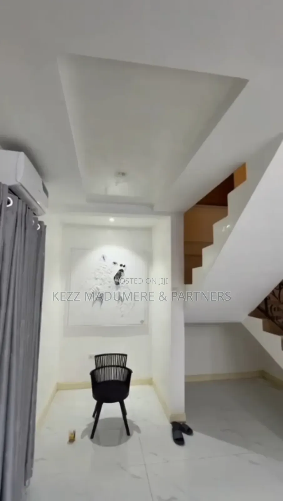 5bdrm Duplex in New Gra , Port for sale