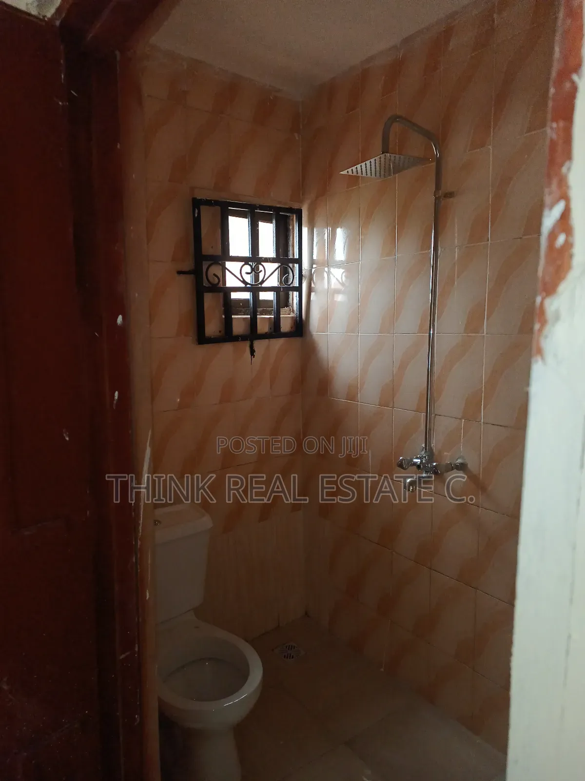 3bdrm House in Airport Road,Benin for rent