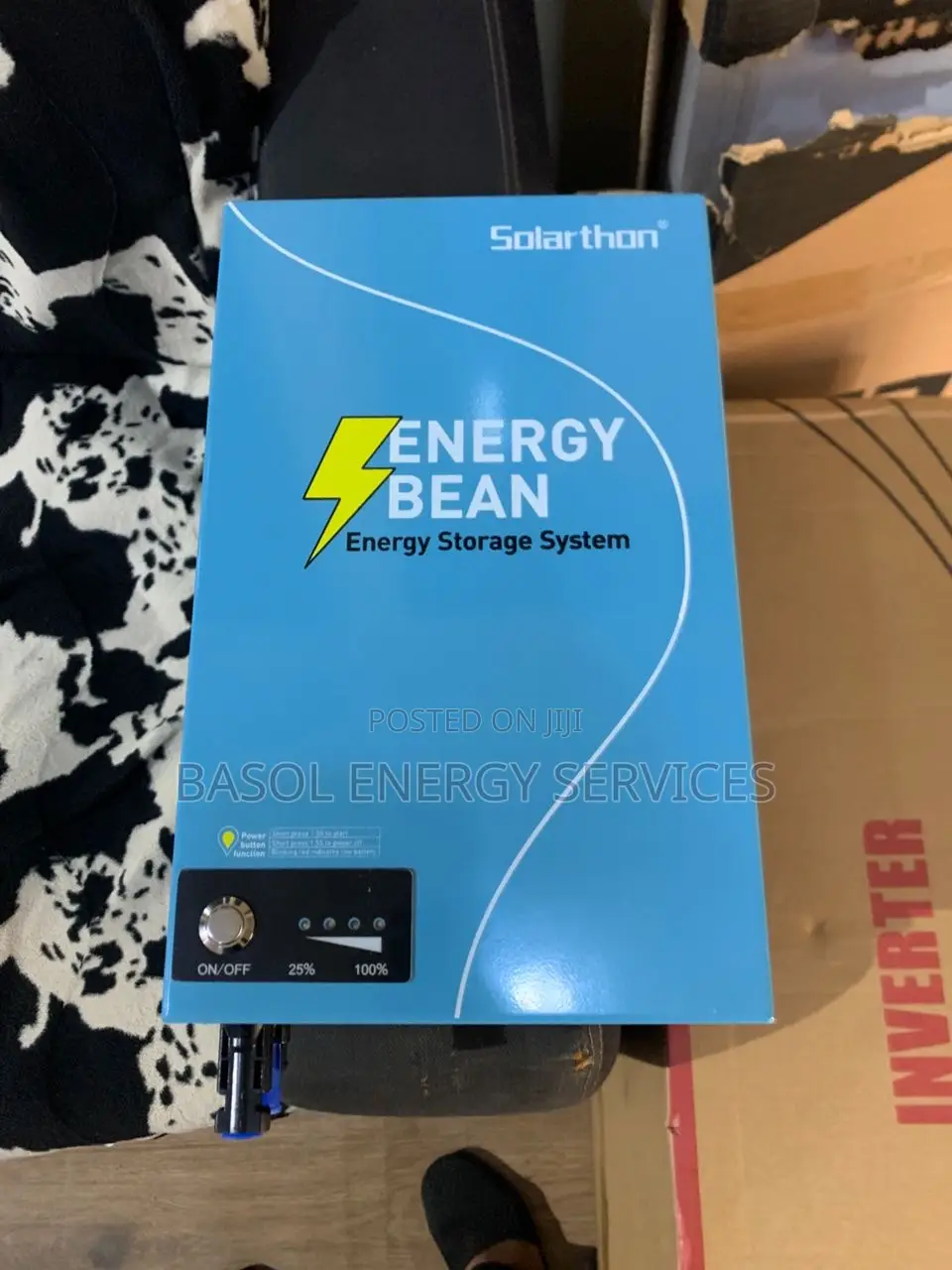250w/1kwh Solar Generator