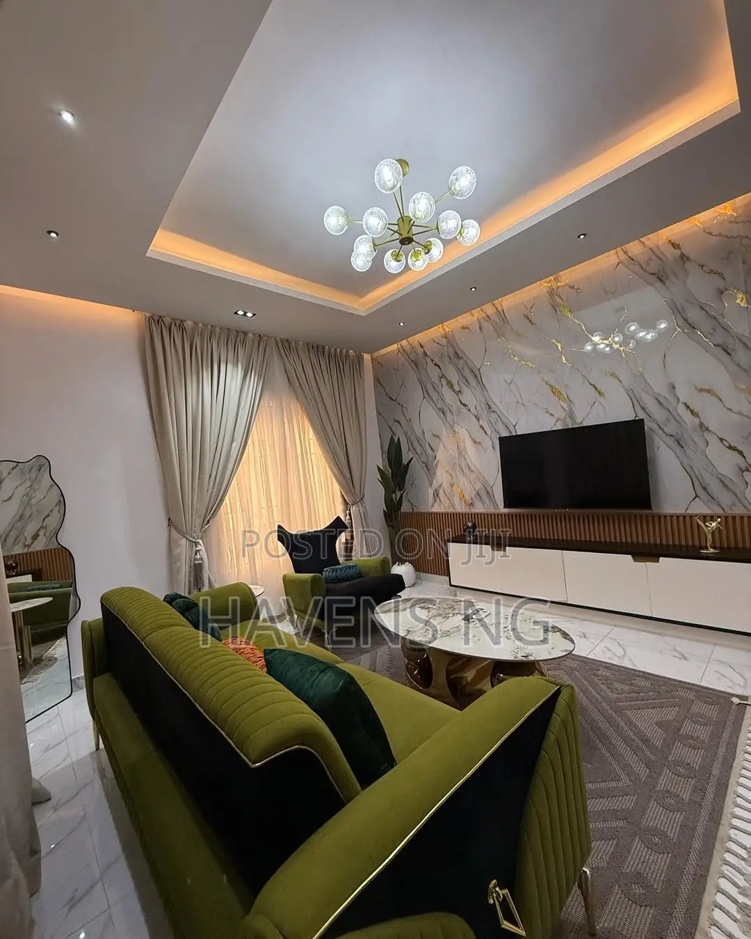 Modern 1-Bedroom Smart Apartment With Bathtub