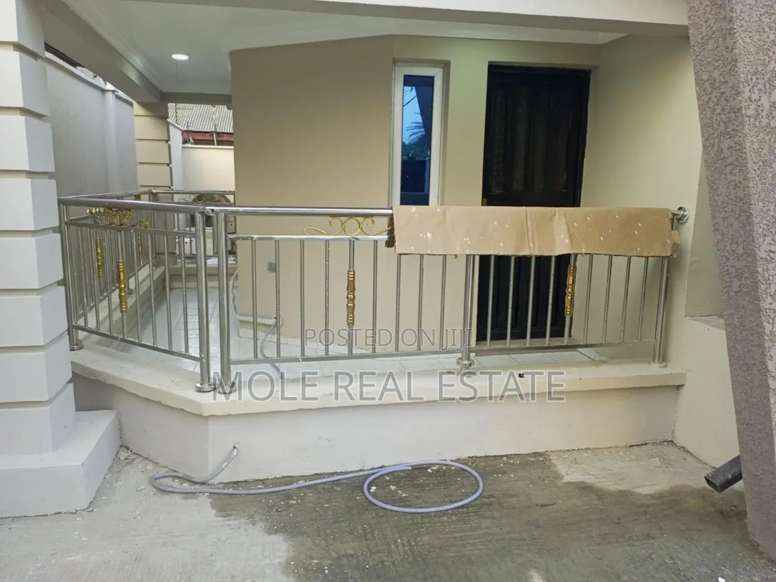 Furnished 5bdrm Duplex in Afolabi Iguando, Igando / Ikotun/Igando