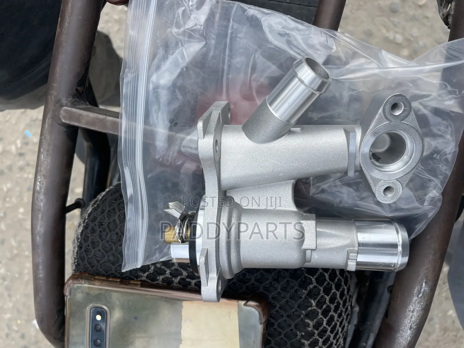 Ford Fusion Thermosat Housing