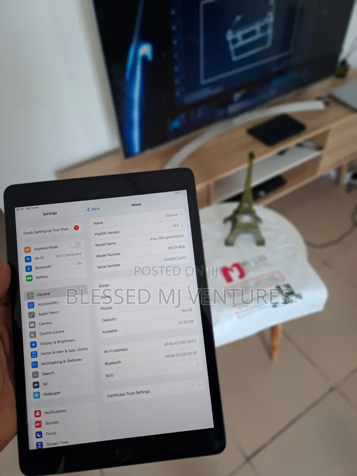 Apple iPad 10.2 (2021) 64 GB Black