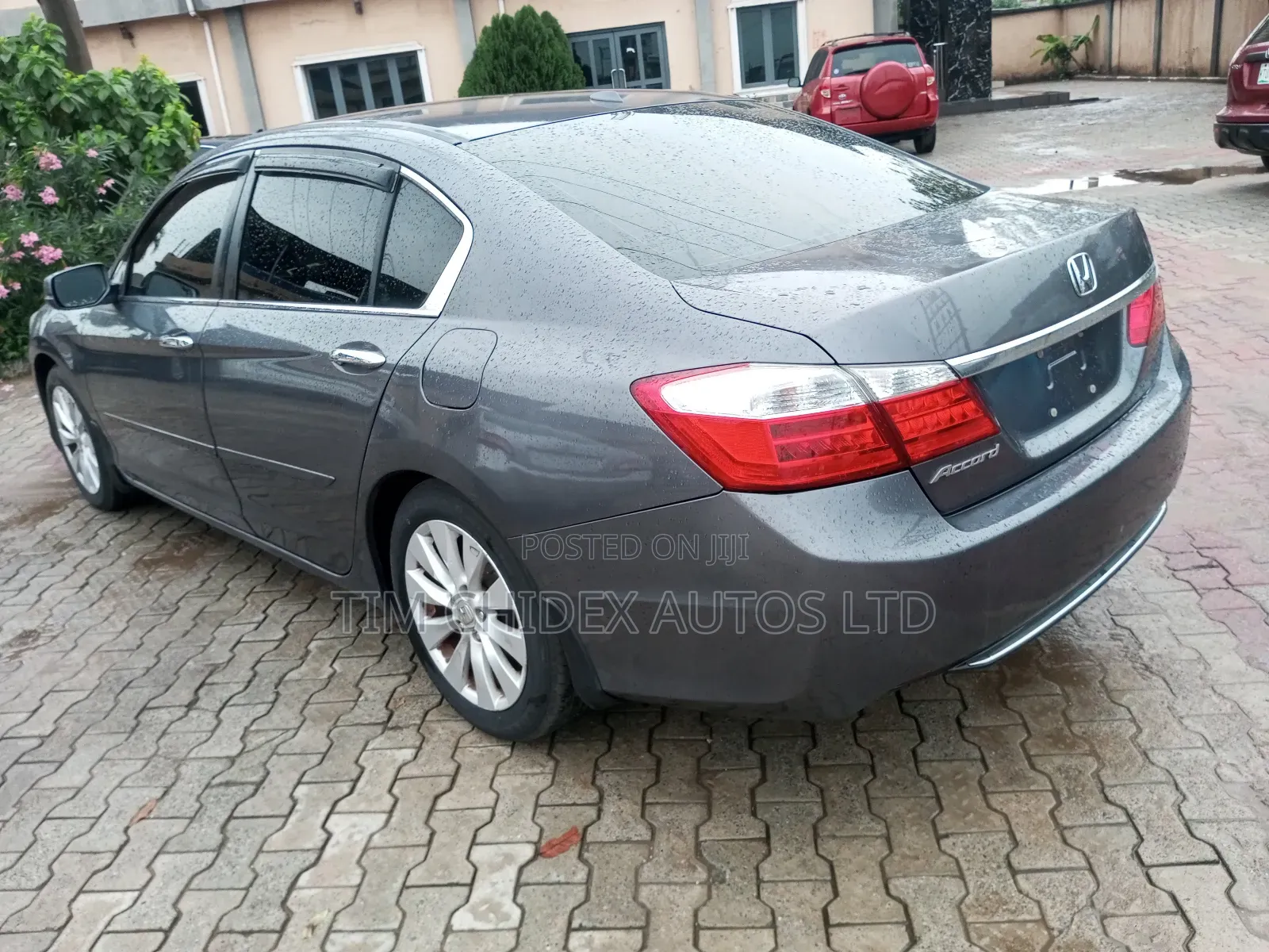 Honda Accord EX 4dr Sedan FWD (2.4L 4cyl 2A) 2013 Gray