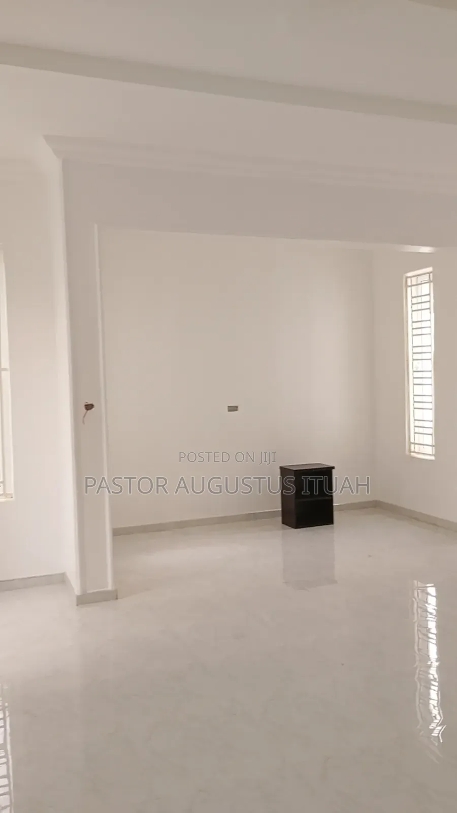 Painting and Screeding Specialist