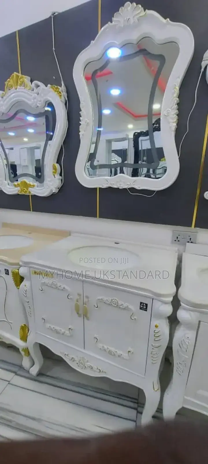 White Royal Cabinet