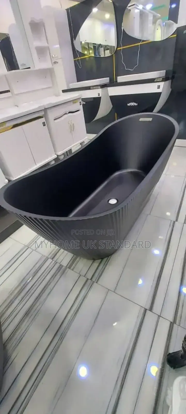 Ribbed Exterior Freestanding Bathtub Black