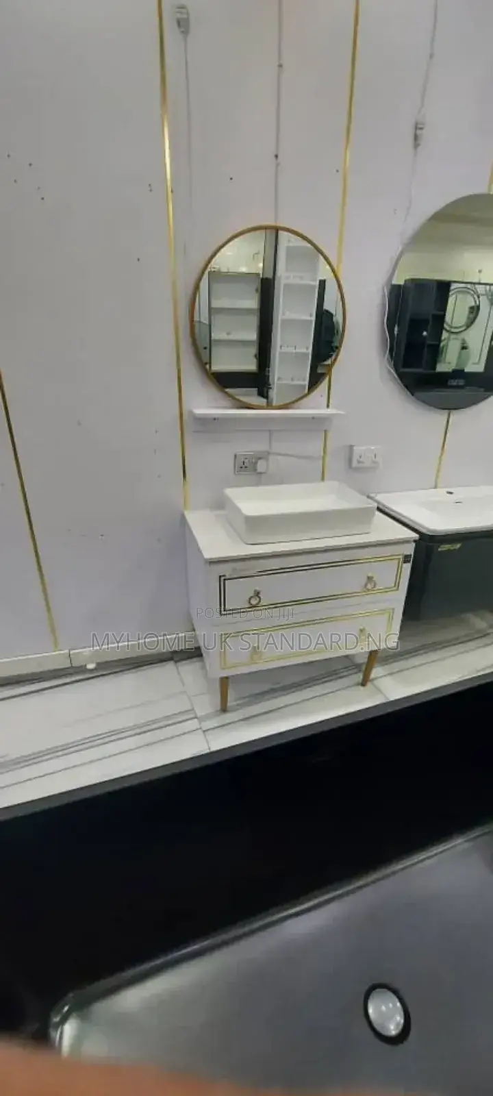 England Standard White and Gold Royal Cabinet 80cm