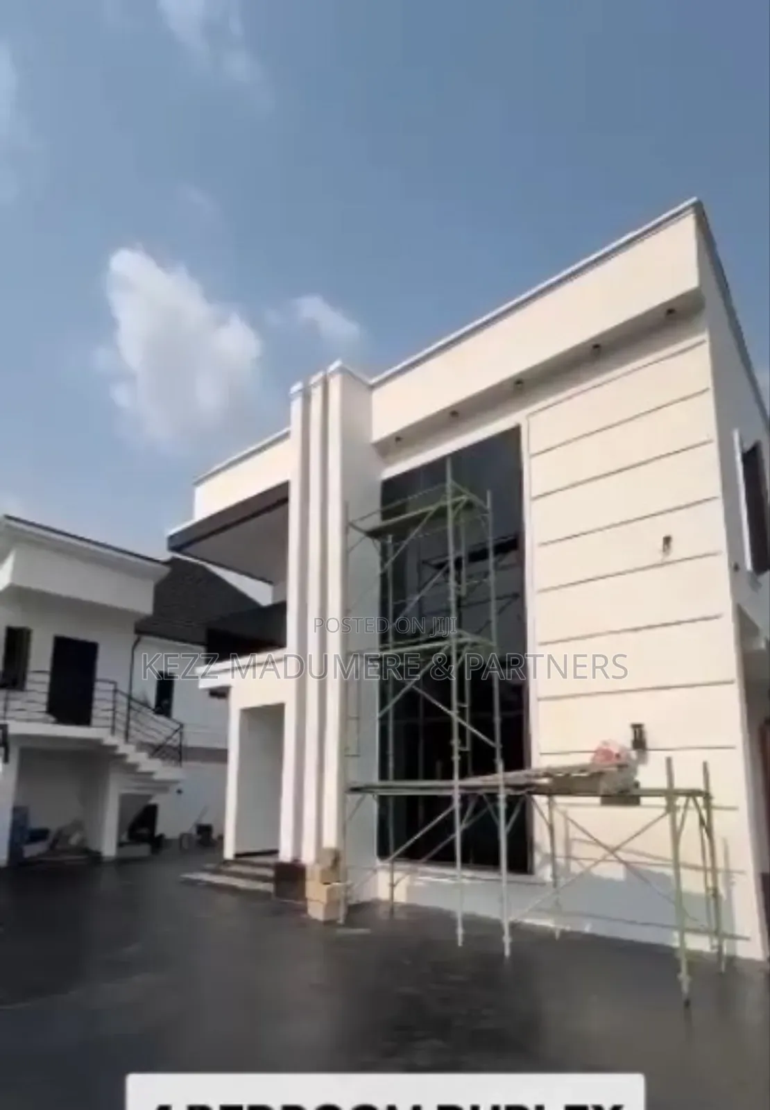 4bdrm Duplex in Off Dr Peter Odili for sale