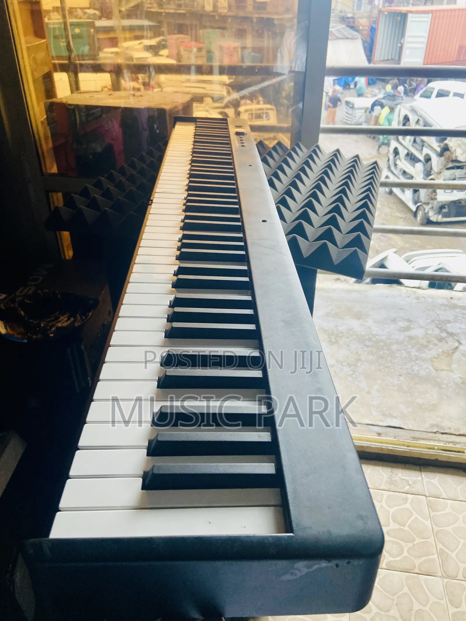 Seven Octave Midi Keyboard That Folds