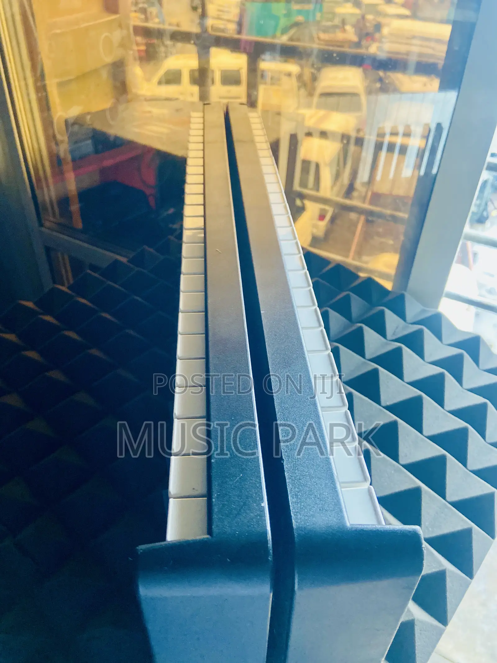 Seven Octave Midi Keyboard That Folds