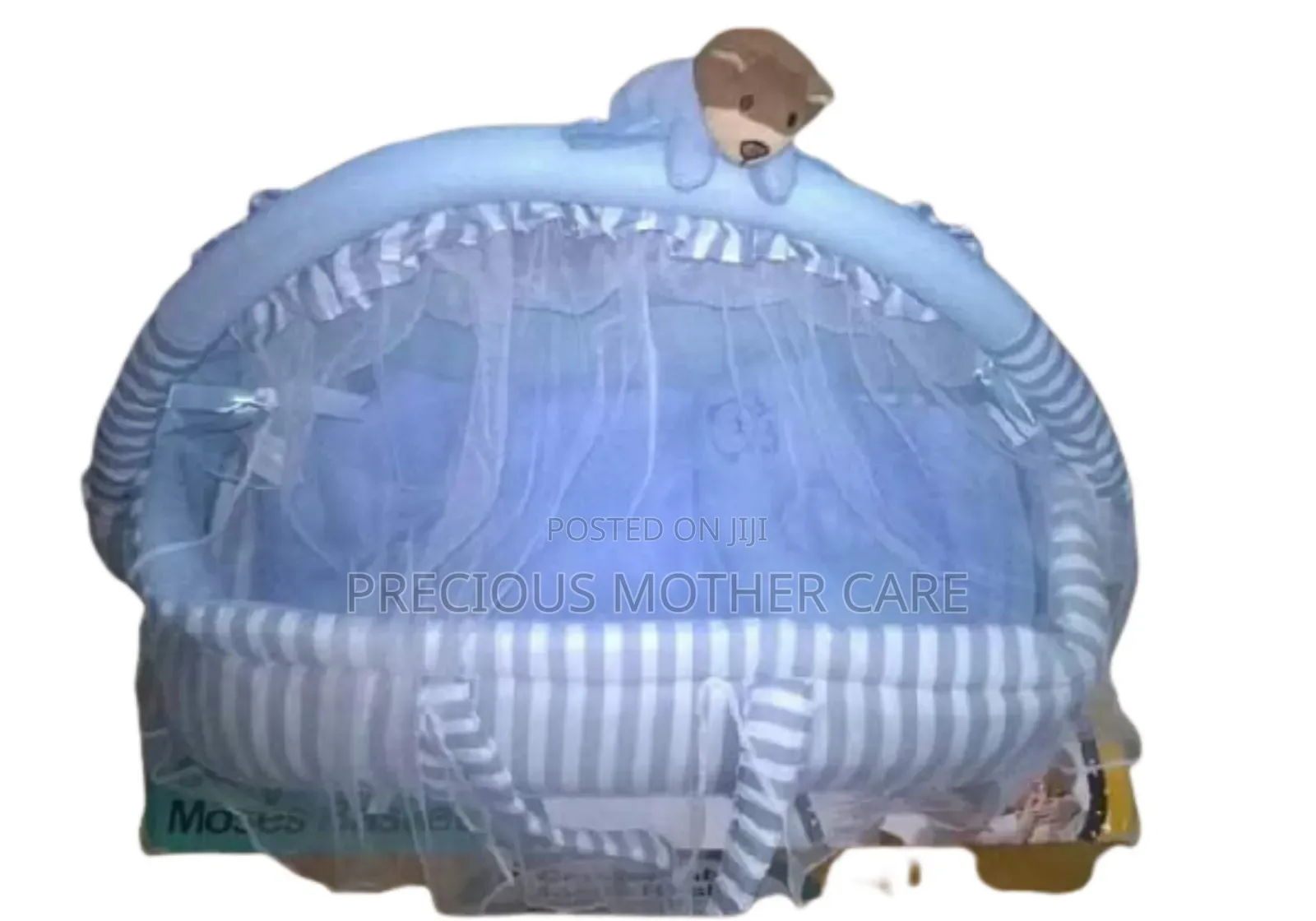 Baby Moses Bed With Pillow, Blanket and Net