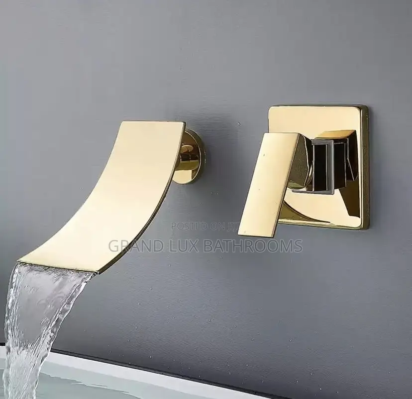 Luxury Gold Wall Tap