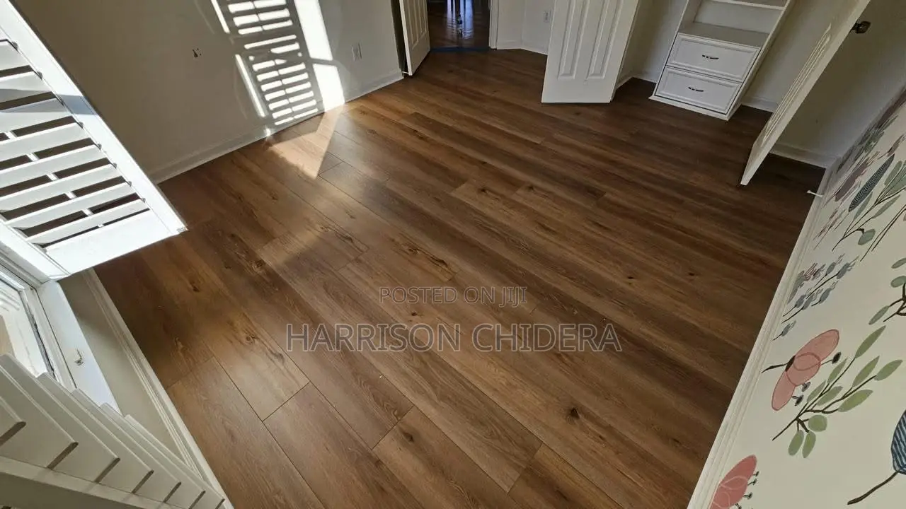Wooden Luxury Homes Design Flooring