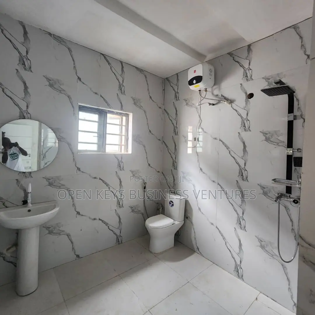 Furnished 3bdrm Bungalow in Mogana, Akala Express for sale