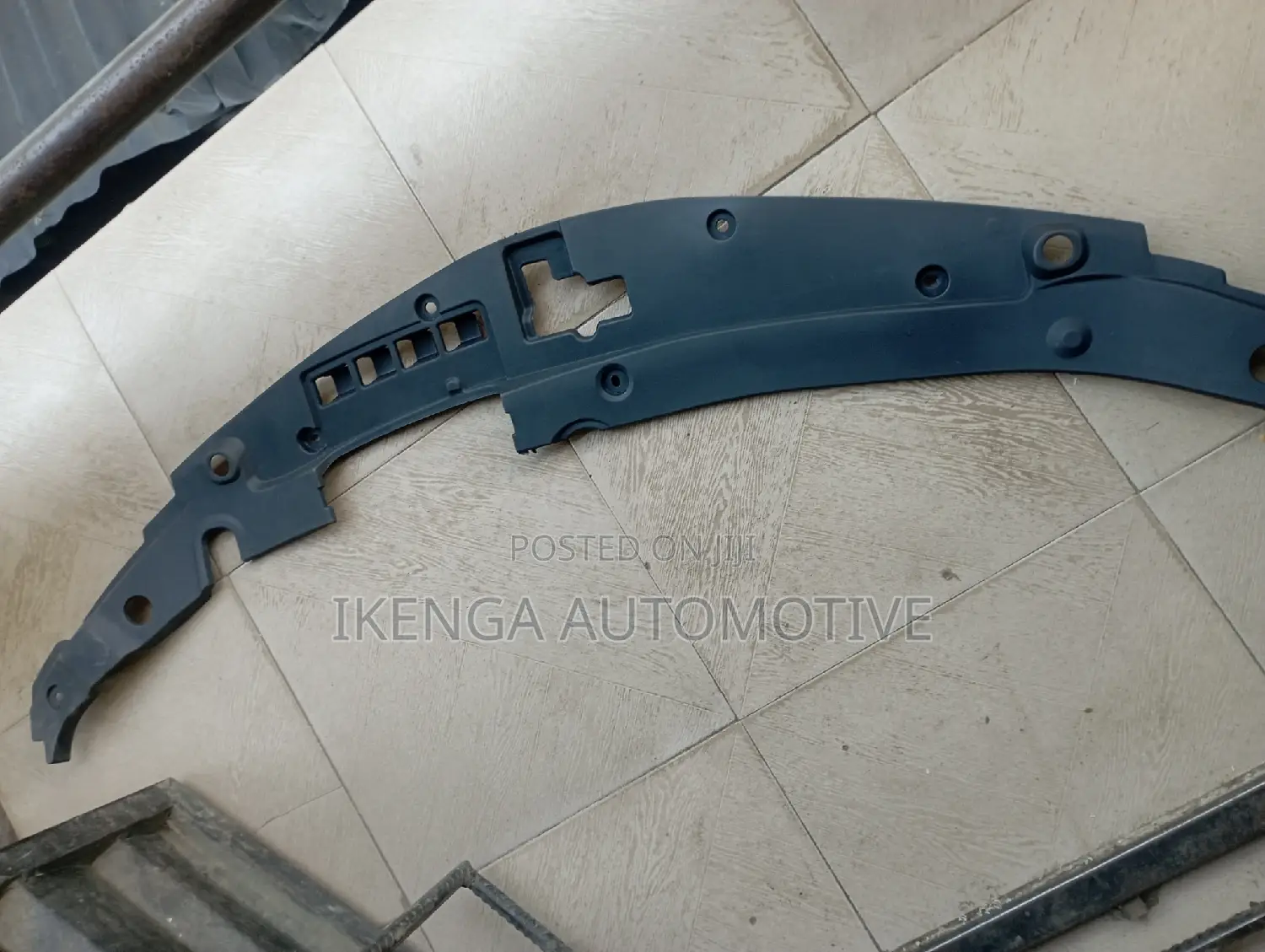 Radiator Plastic Toyota Camry 2012