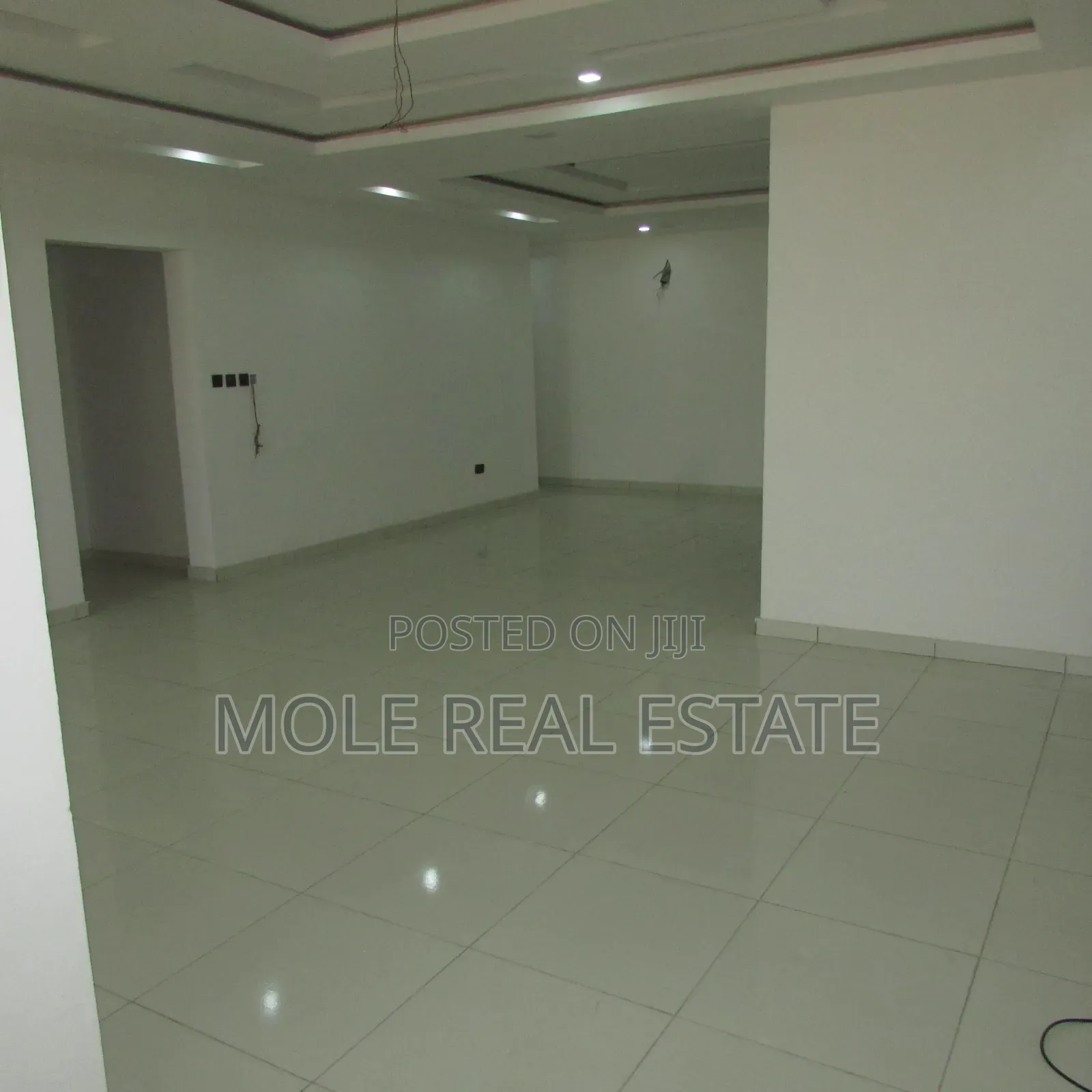 Furnished 2bdrm Block of Flats in Oke Afa Canoe Ajao for sale