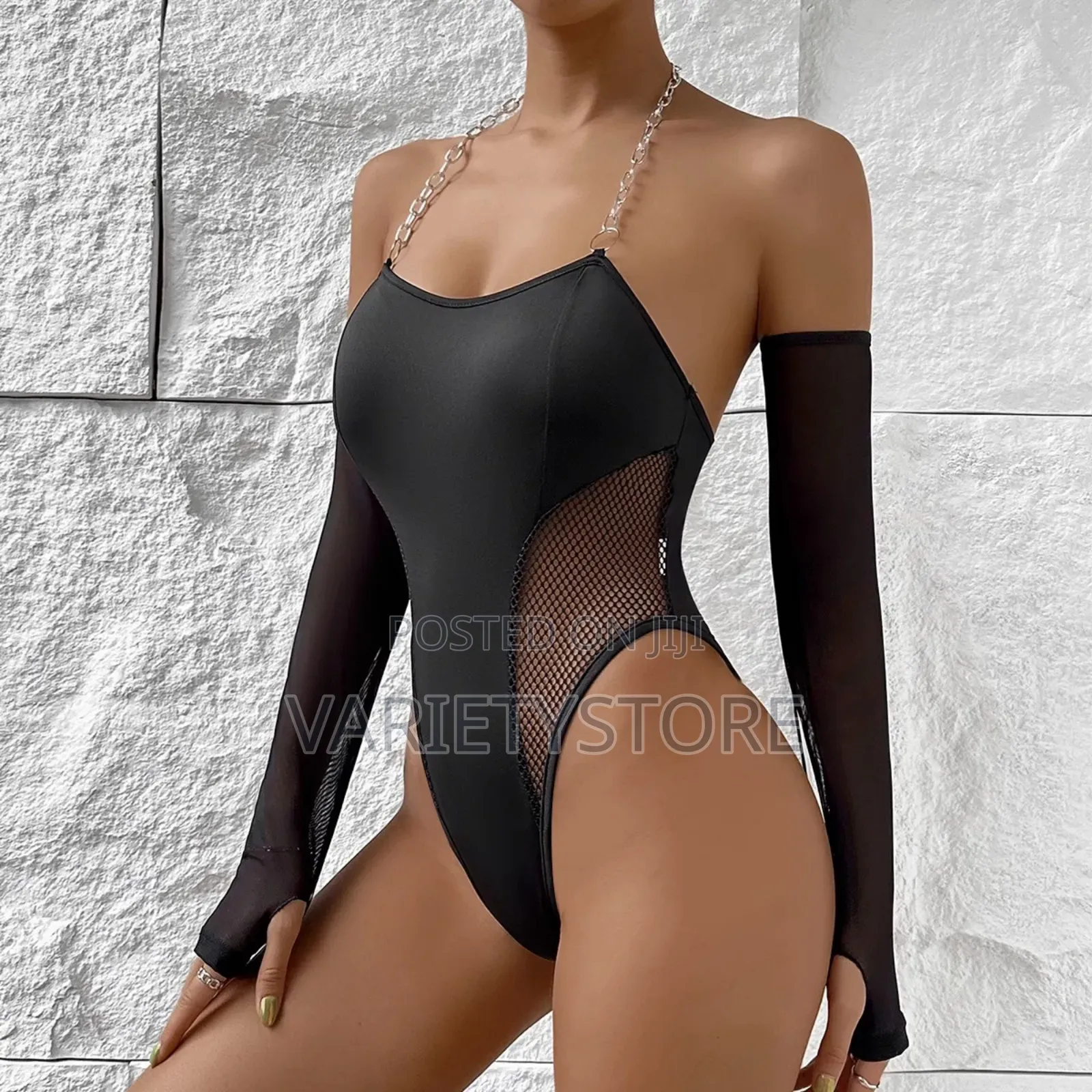 Wornen Sexy Backless Lingerie Set Metal Chain Halter Neck