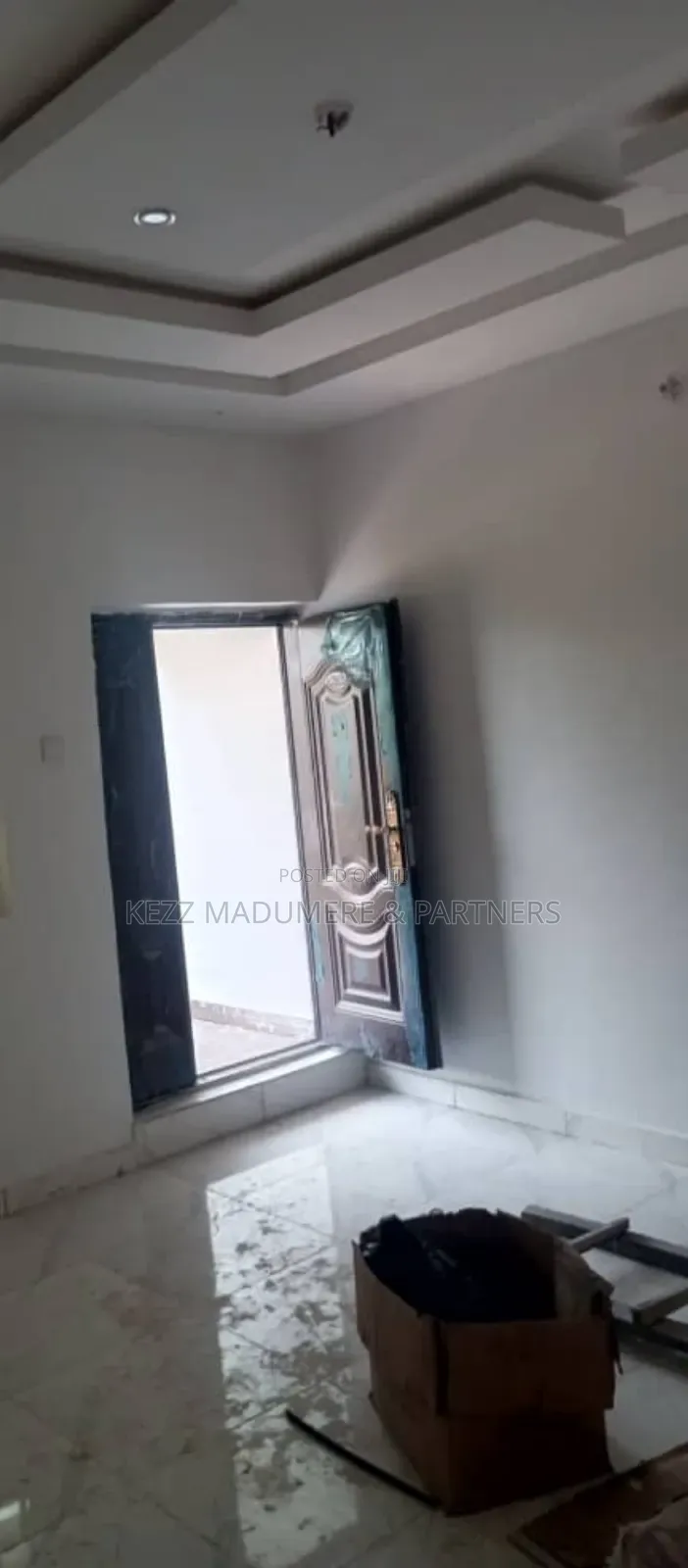 2bdrm Block of Flats in Off Apu Road,, Port-Harcourt for rent