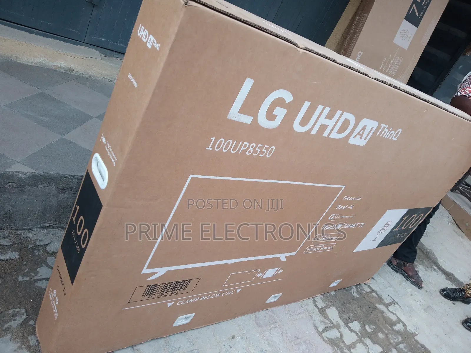 Lg Television 100" Smart