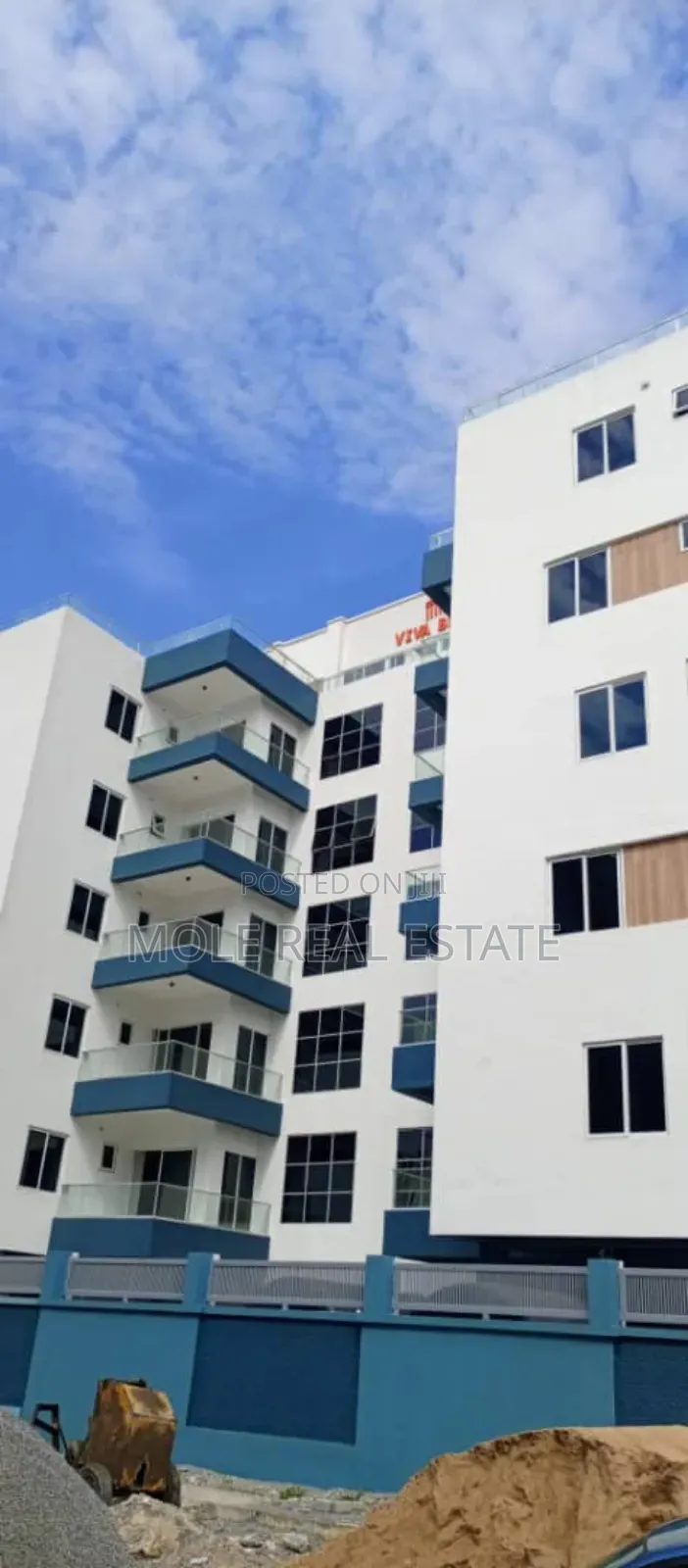 Furnished 4bdrm Block of Flats in Chisco, Victoria Island for sale