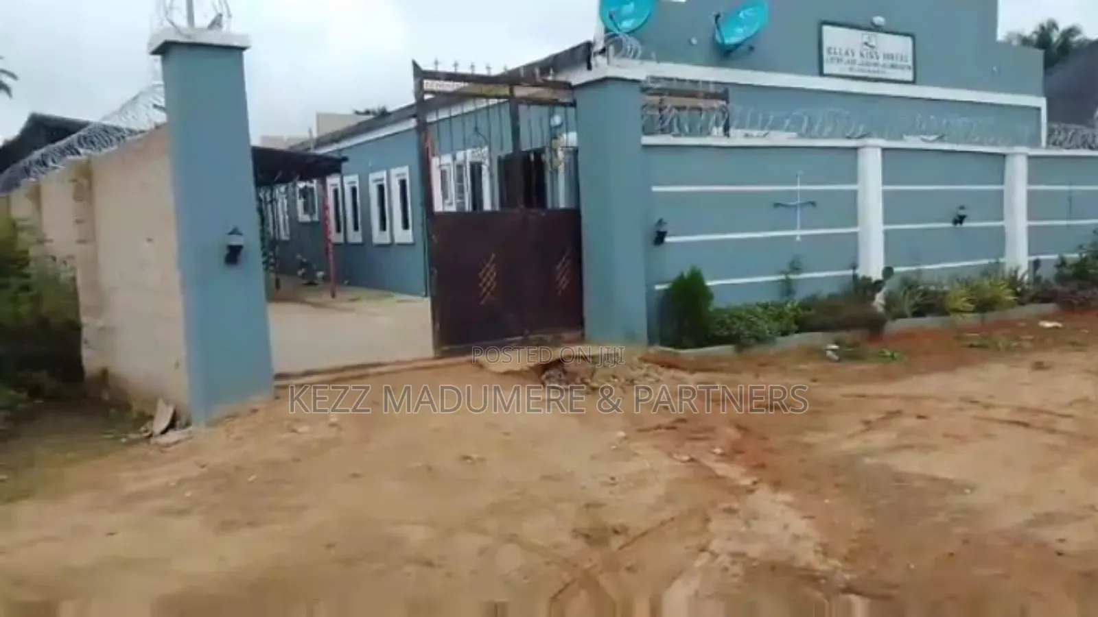 For Sale: 8 Rooms Guest House at Omagwa Ph