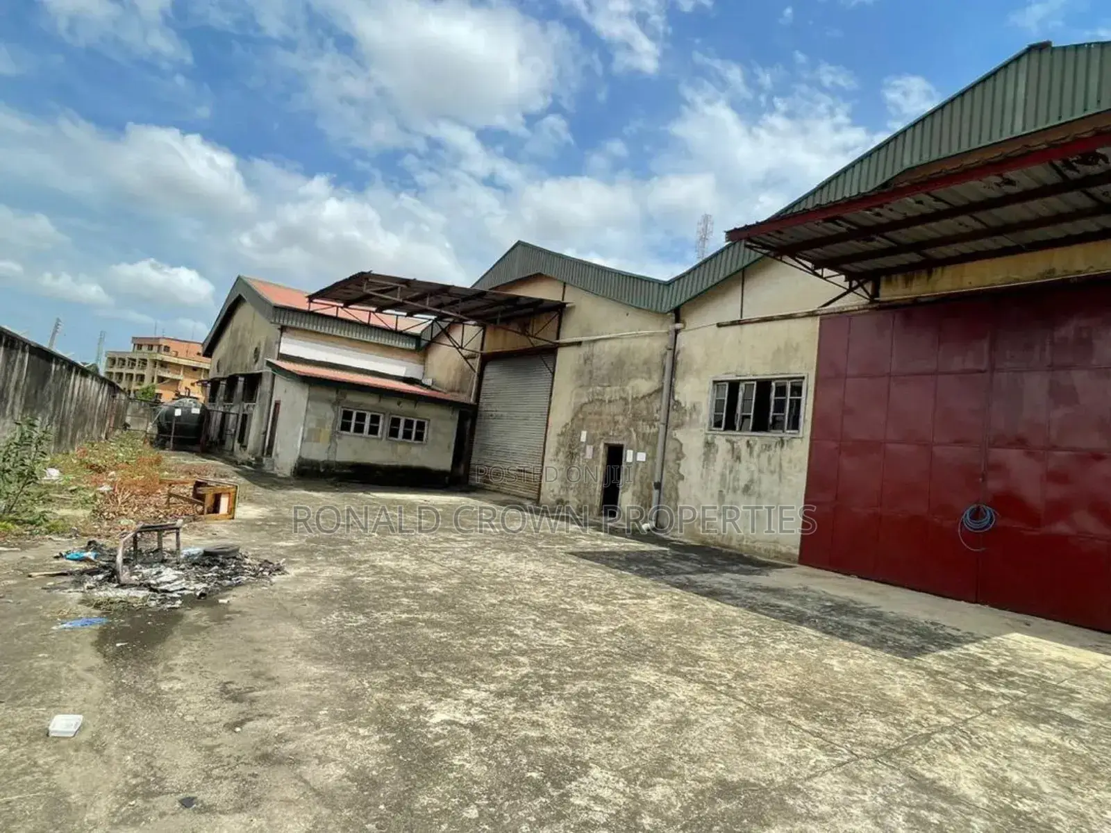 Massive Warehouse 4700sqm For Lease