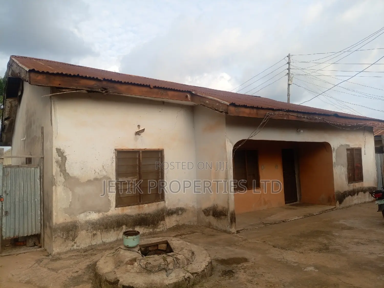 3bdrm Block of Flats in Halliday Hotels, Makurdi for sale