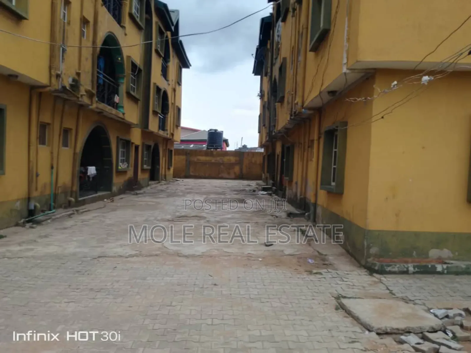 3bdrm Block of Flats in Gowon, Egbeda for sale