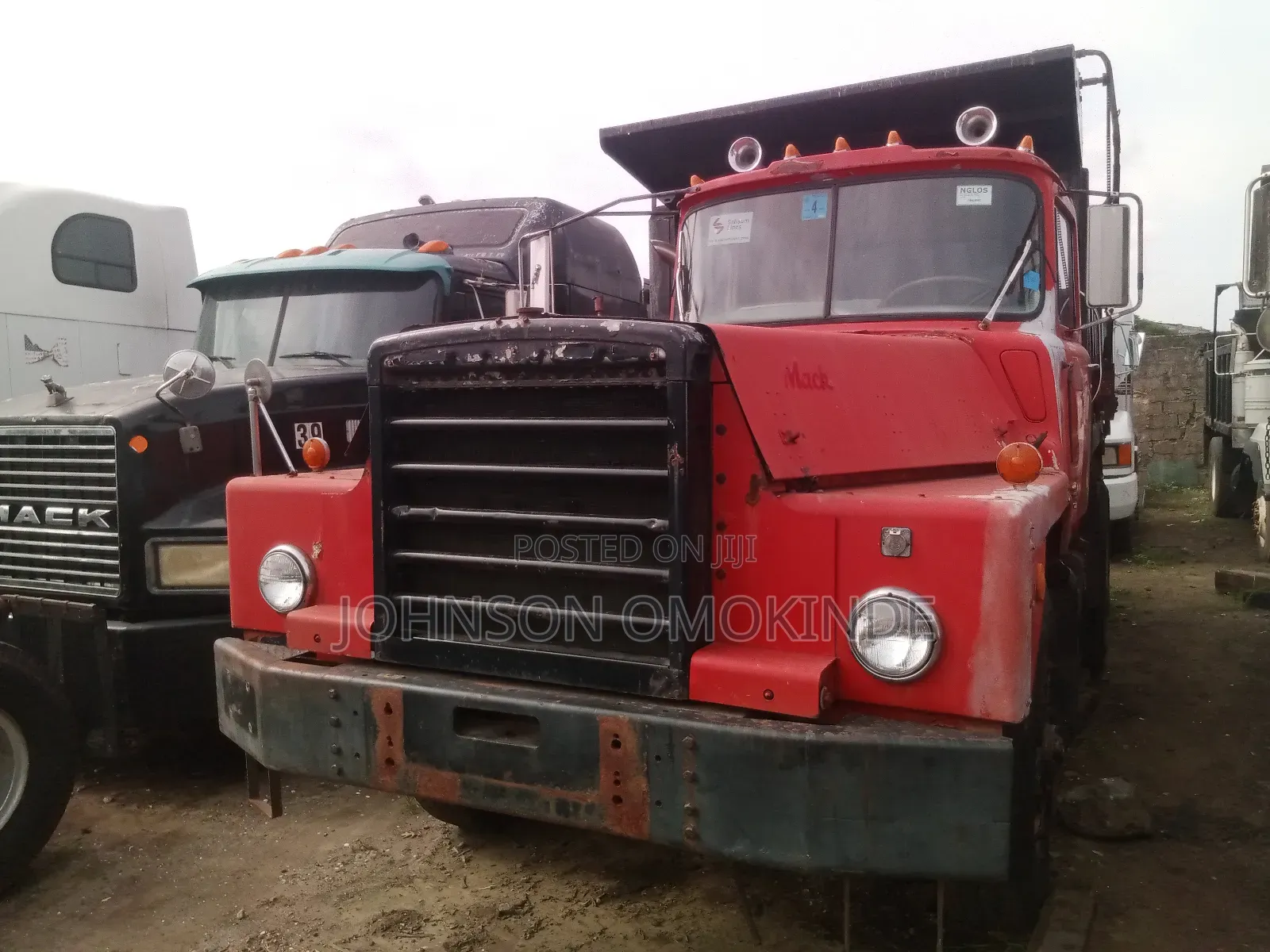 Mack Tipper