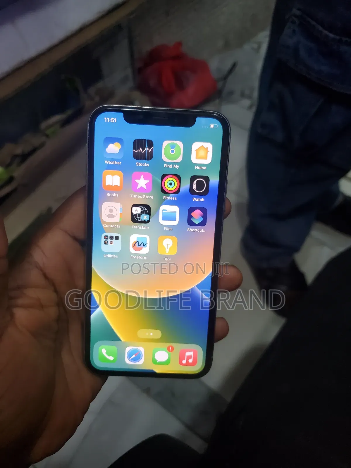 Apple iPhone X 64 GB White