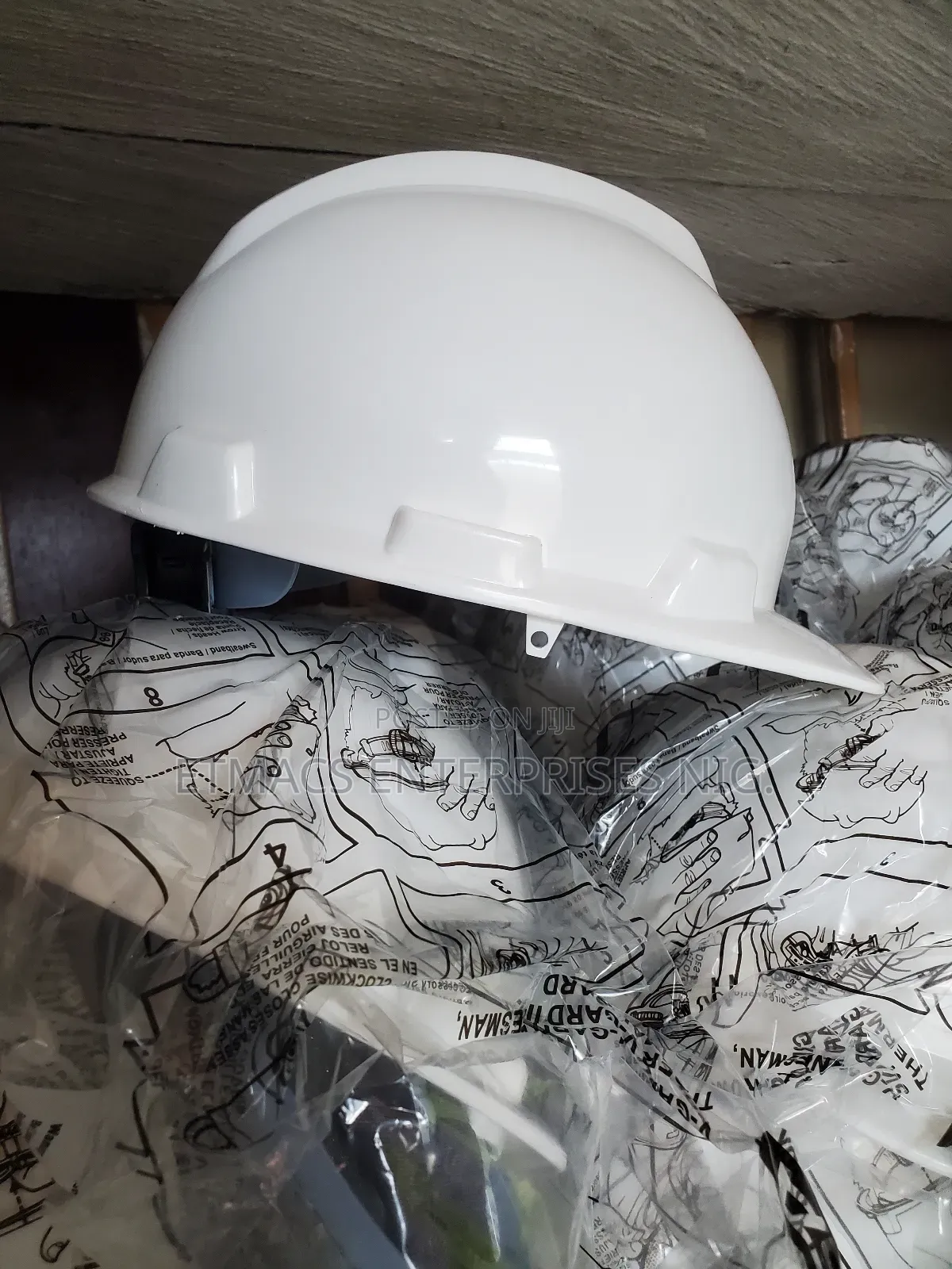 Helmet V-guard (Msa Brand)