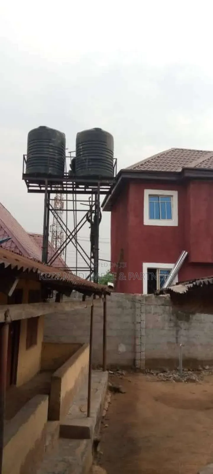 4bdrm Block of Flats in Near Golden Guinea for sale