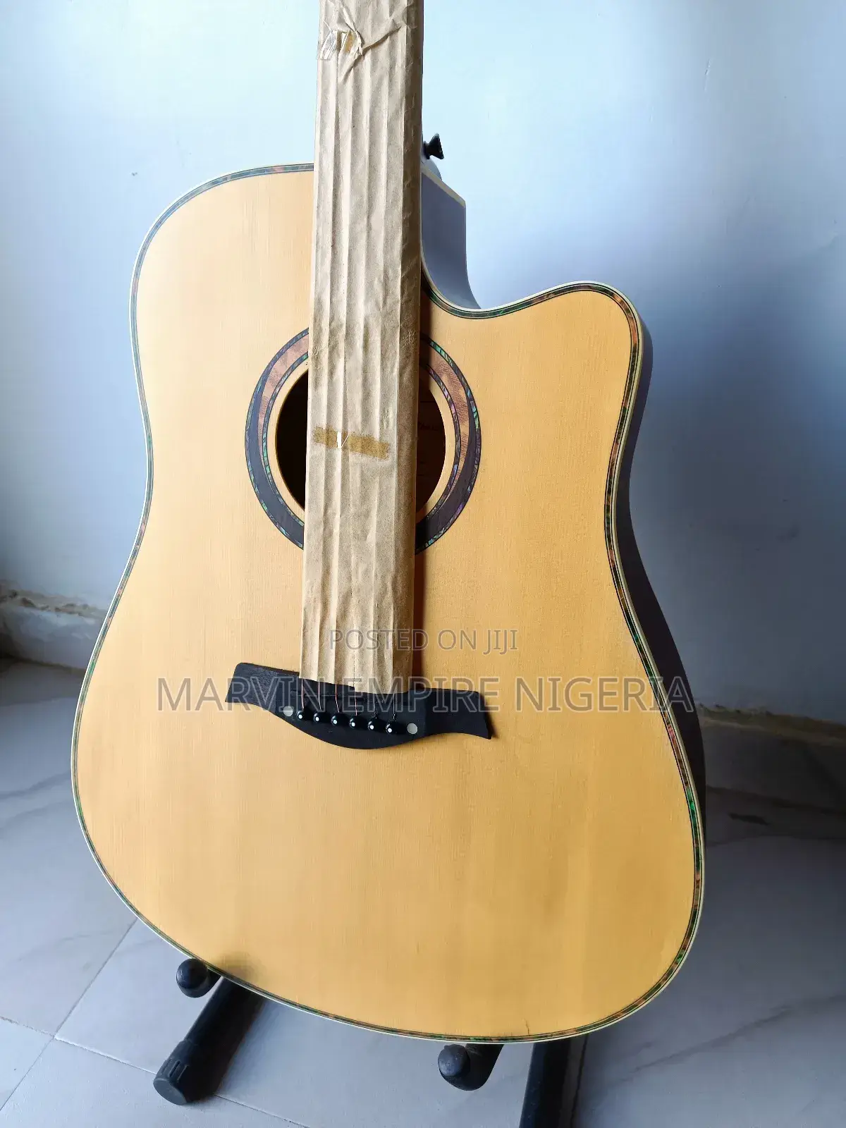 Thunderstorm 41 Inches Acoustic Guitar + Free Bag + Strap